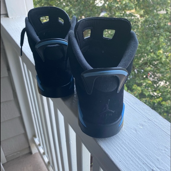 Unc Jordan 6s main image 4